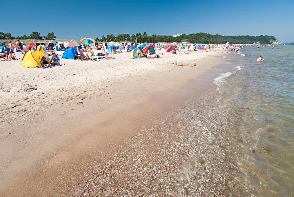 Strandhotel Seestern Baabe Esterno foto